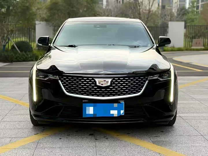 Фото 2 - Cadillac CT4