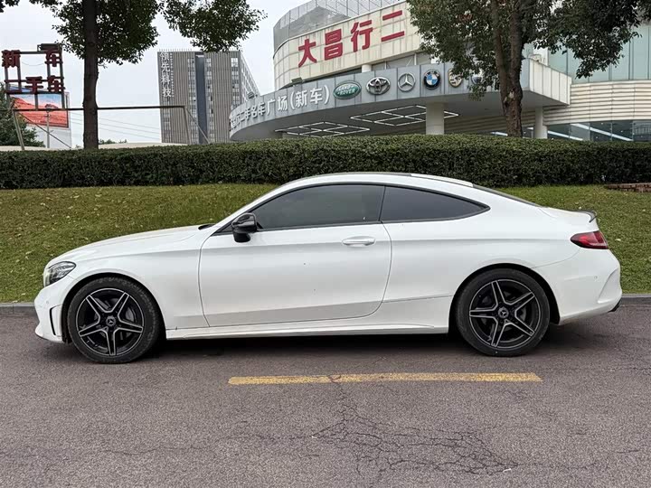 Фото 3 - Mercedes-Benz C-Class