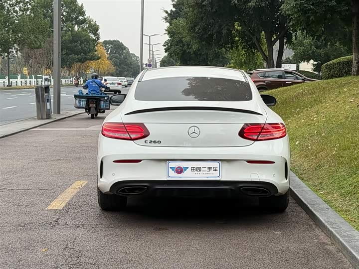 Фото 5 - Mercedes-Benz C-Class