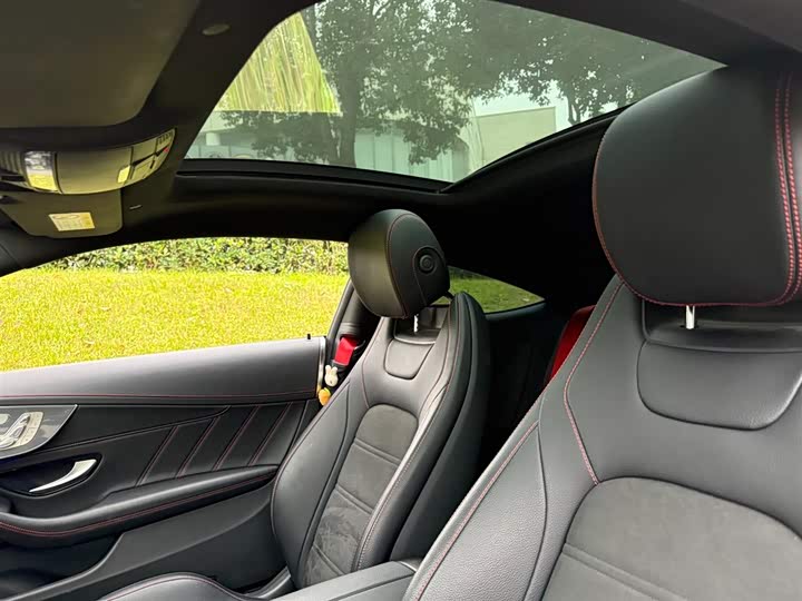 Фото 8 - Mercedes-Benz C-Class