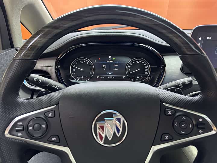 Фото 10 - Buick GL8 ES