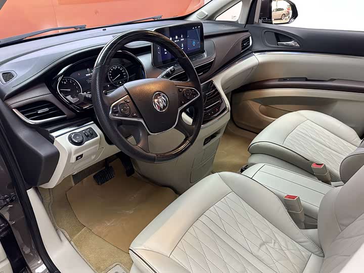 Фото 11 - Buick GL8 ES