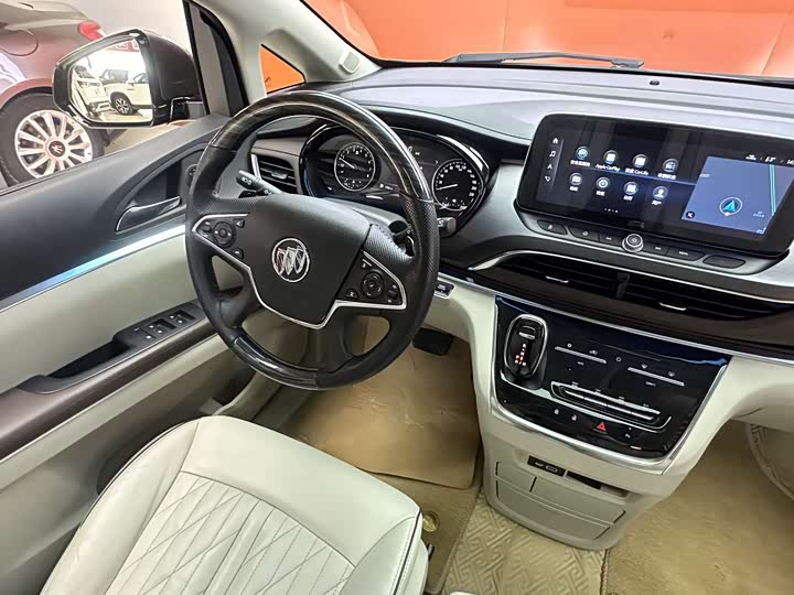 Фото 12 - Buick GL8 ES