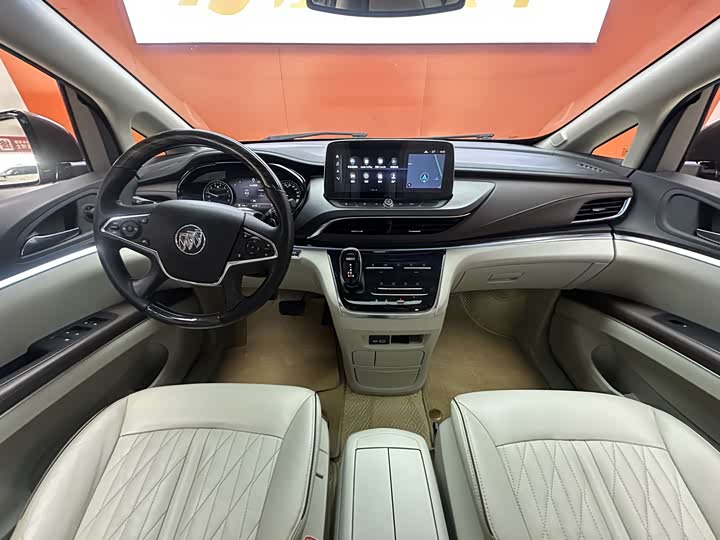 Фото 13 - Buick GL8 ES