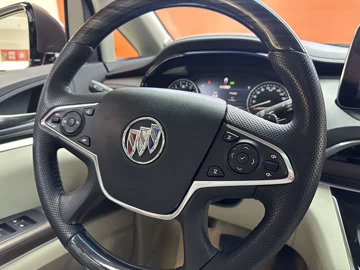 Фото 14 - Buick GL8 ES