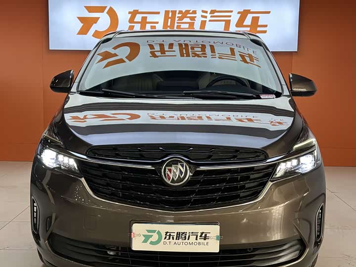 Фото 2 - Buick GL8 ES