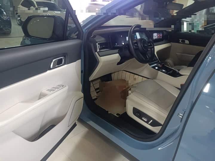 Фото 16 - LiXiang One