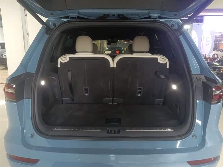 Фото 19 - LiXiang One