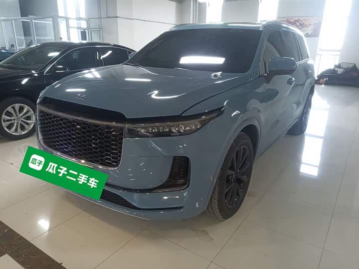 Фото 2 - LiXiang One