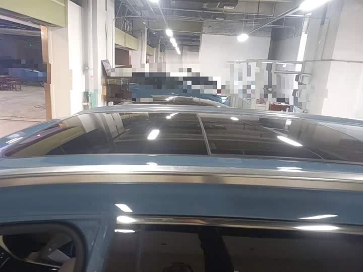 Фото 27 - LiXiang One