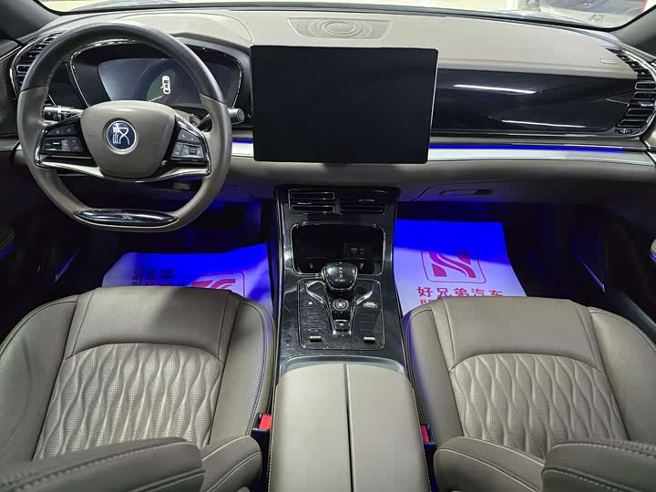 Фото 8 - BYD Han