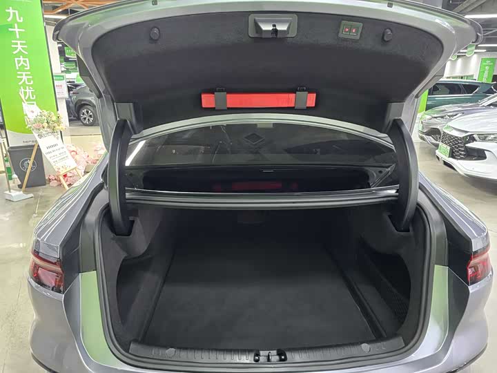 Фото 9 - BYD Han