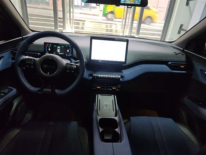 Фото 10 - BYD Seagull