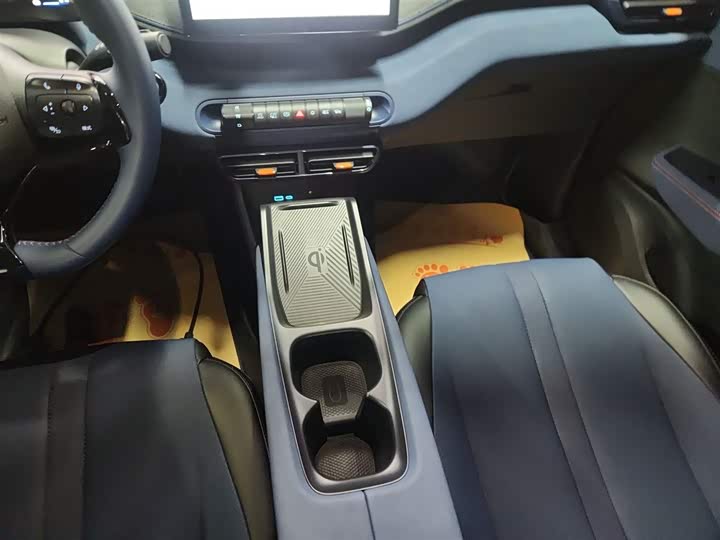 Фото 14 - BYD Seagull