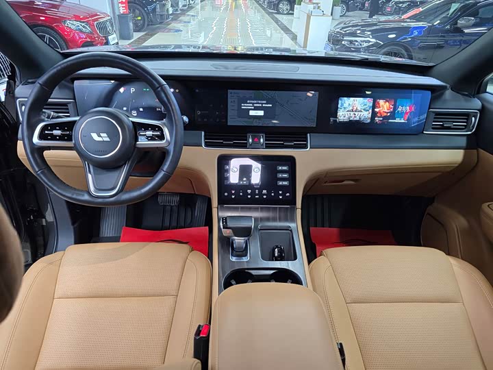 Фото 10 - LiXiang One