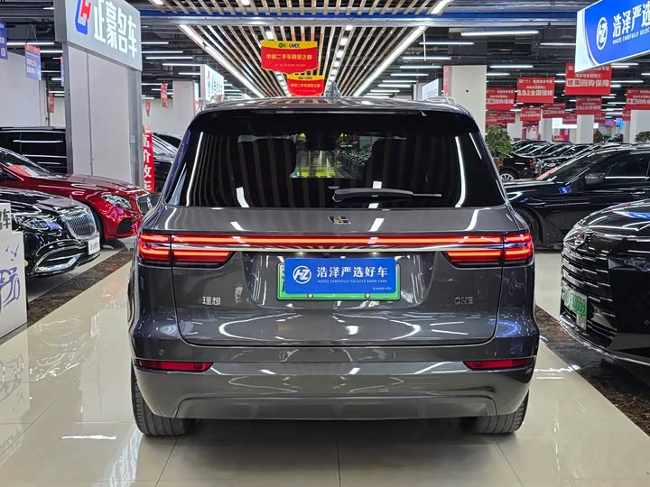 Фото 5 - LiXiang One