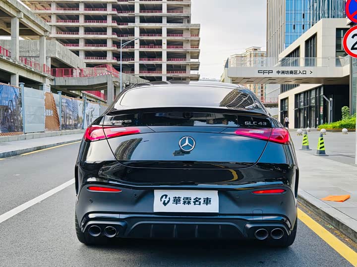 Фото 18 - Mercedes-Benz GLC-Class Coupe AMG