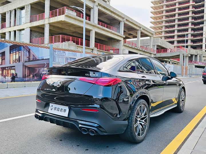 Фото 19 - Mercedes-Benz GLC-Class Coupe AMG