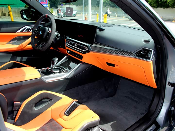 Фото 13 - BMW M4