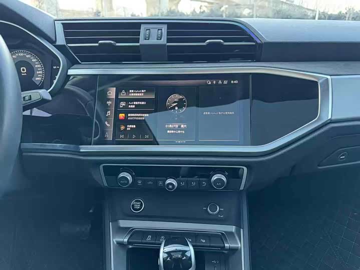 Фото 13 - Audi Q3