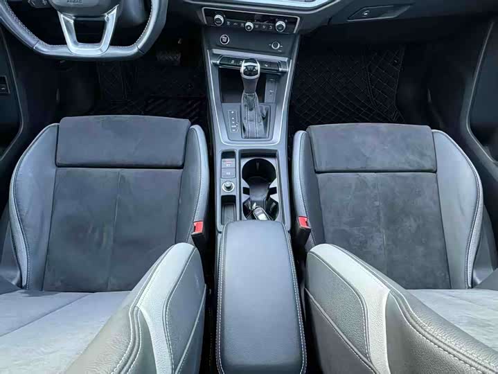 Фото 15 - Audi Q3