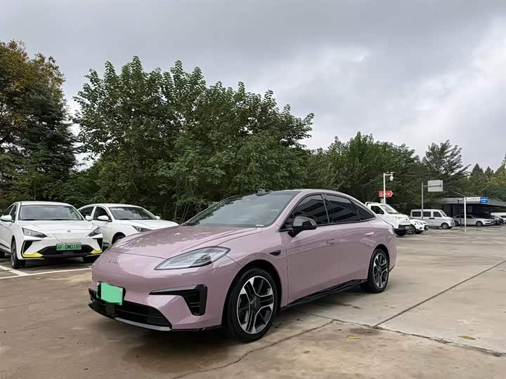 Фото 1 - GAC Aion RT