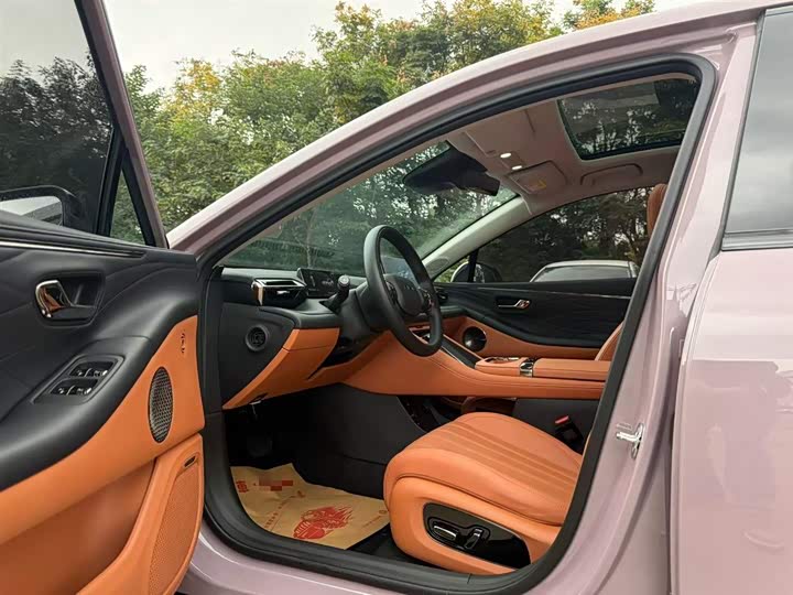 Фото 3 - GAC Aion RT