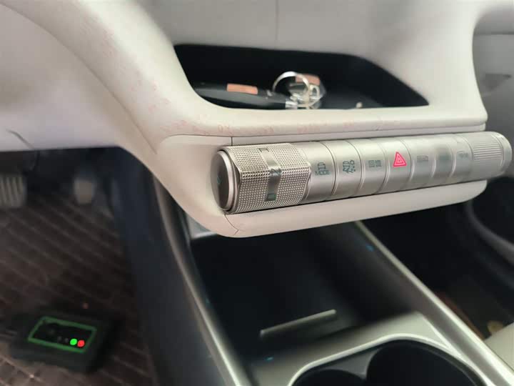 Фото 13 - BYD Dolphin