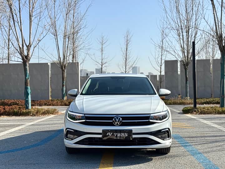 Фото 2 - Volkswagen Bora