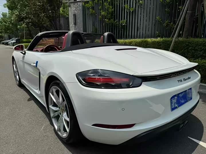 Фото 17 - Porsche 718