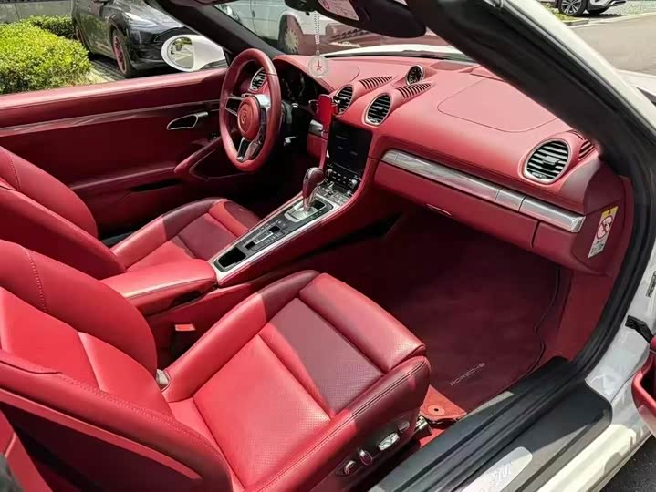 Фото 6 - Porsche 718