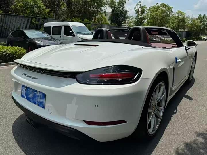 Фото 7 - Porsche 718