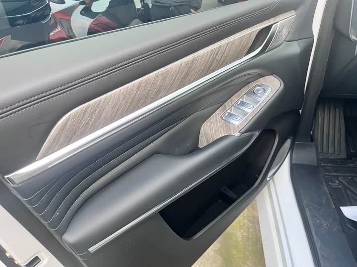 Фото 4 - Tank 500