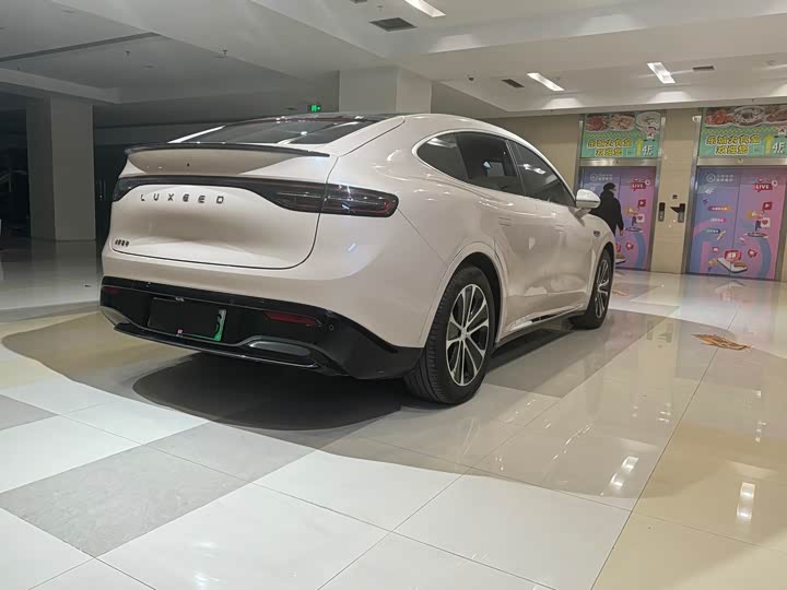 Фото 8 - Luxeed R7