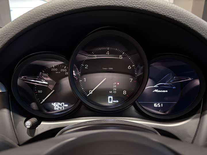 Фото 17 - Porsche Macan