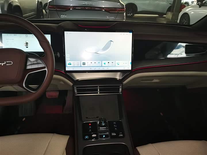 Фото 13 - BYD Seal 07 DM-i Hybrid