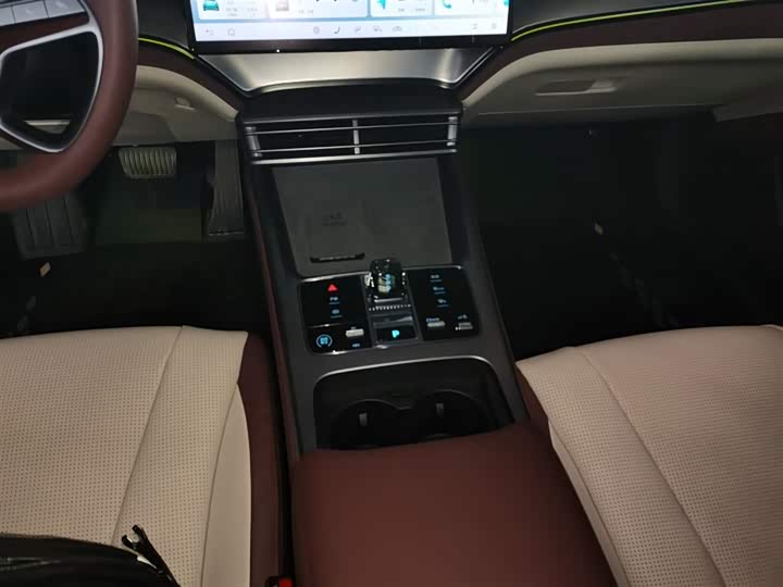 Фото 14 - BYD Seal 07 DM-i Hybrid