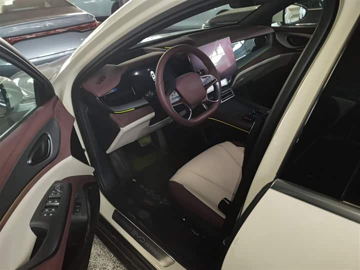 Фото 15 - BYD Seal 07 DM-i Hybrid