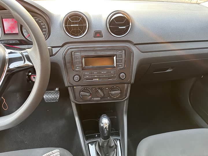 Фото 11 - Jetta VA3