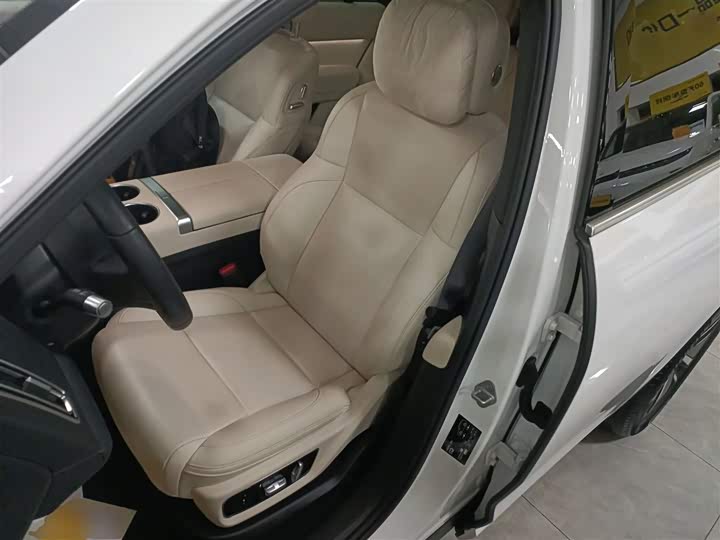 Фото 15 - LiXiang L7