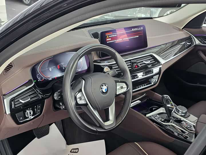 Фото 4 - BMW 5 Series