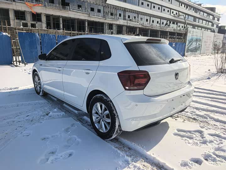 Фото 4 - Volkswagen Polo