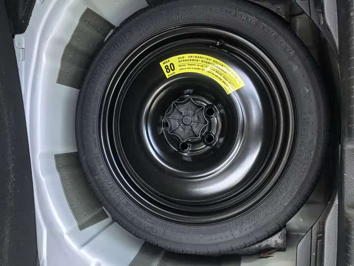 Фото 7 - Volkswagen Polo