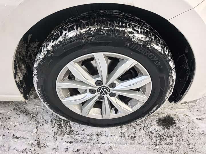 Фото 9 - Volkswagen Polo