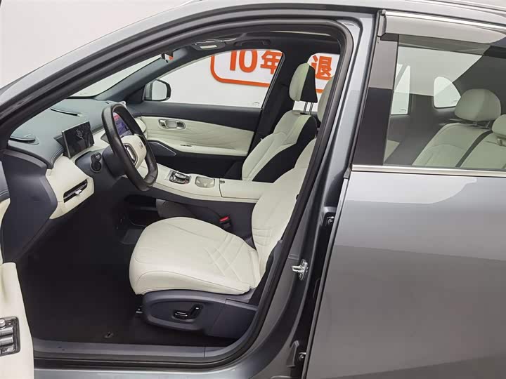 Фото 10 - Geely Galaxy Starship 7