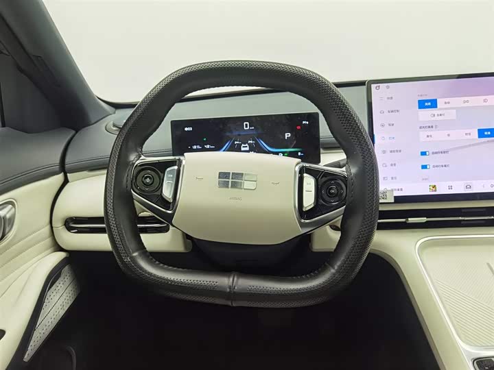 Фото 11 - Geely Galaxy Starship 7