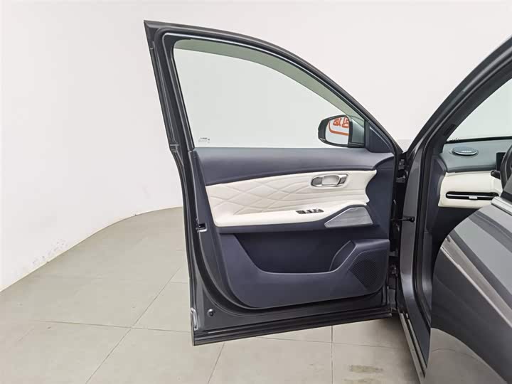 Фото 8 - Geely Galaxy Starship 7