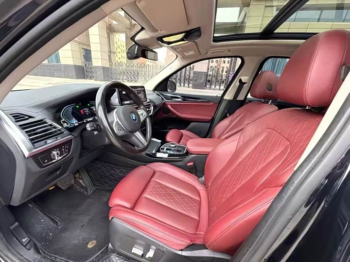 Фото 8 - BMW iX3