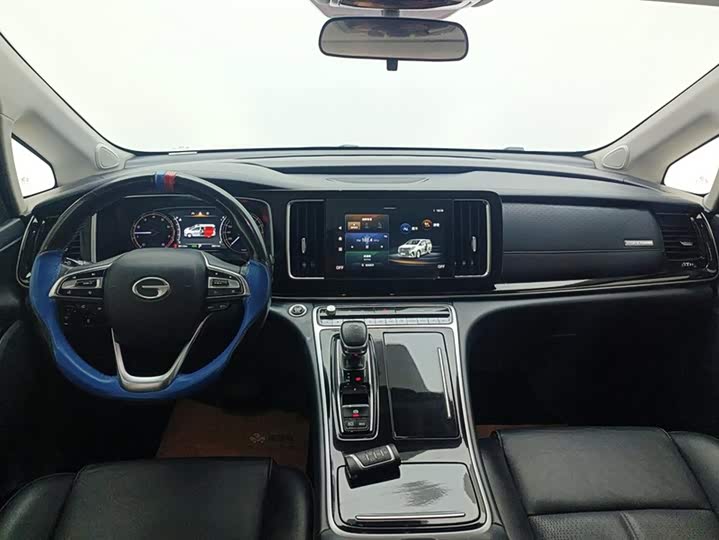 Фото 12 - GAC Trumpchi M8