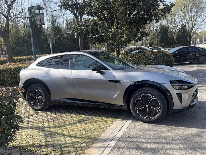 Фото 10 - Xiaomi YU7